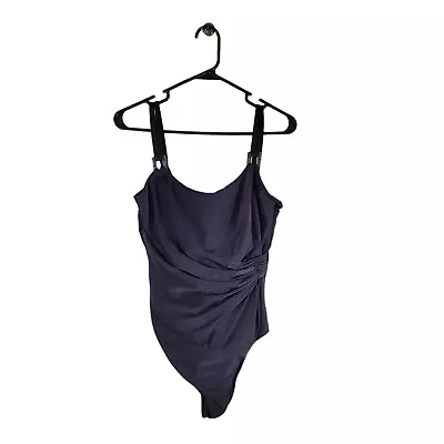Miraclesuit Womens 16 BLACK Underwire One-Piece Swimsuit Ruched Side Detail • $49.95