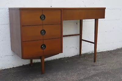 Stanley Mid Century Modern Writing Computer Office Desk 5103 • $990