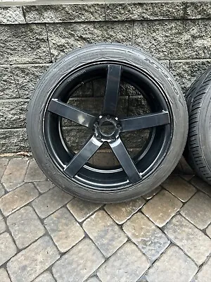 4 Used Vossen CV3R 22x10.5 +42CV3R-2M27-TGB With Tires Included • $300