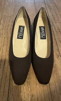 VanEli Brown Fabric Pumps W/Black Patent Leather Heels New Size 6M Made In Italy • $25.95