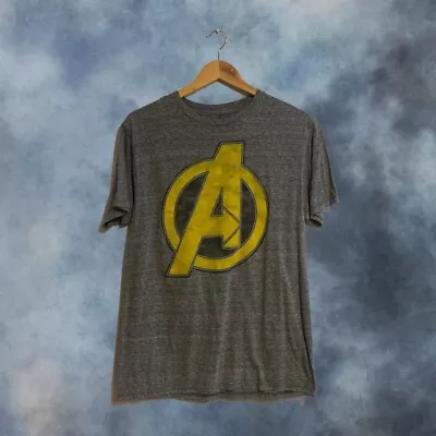 Official Marvel Avengers Infinity War Medium T-Shirt • £9