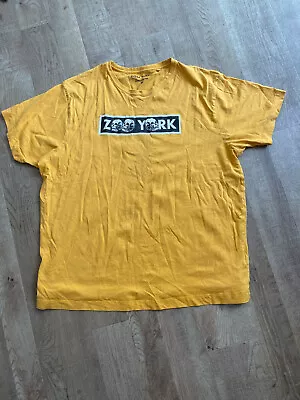 Awesome Zoo York Skate / Skateboarding Skull Box Yellow T-shirt - Size Xl • £14.51