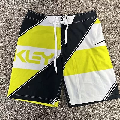 Oakley Swim Trunks Mens 36 Yellow Black 12  Inseam Pocket Board Shorts • $16.99