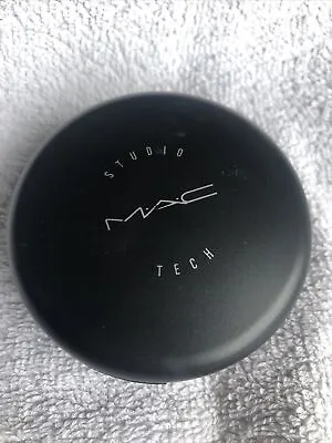 MAC - Studio Tech Foundation - NC45  No Box Foil Sealed *Discontinued* • £20