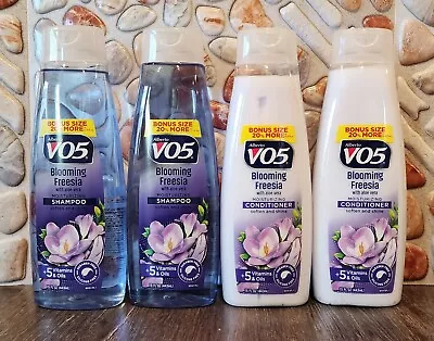 4pk V05 Vo5 Moisturizing Shampoo Conditioner Blooming Freesia Herbal 15oz • $23