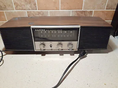 $9.95 • Buy Vintage Lloyd's AM FM Radio Model RR6561 Solid State Dual Speaker