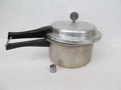 Vintage Mirro Matic 4 Qt Pressure Cooker W/ Jiggler 0394 • $23.74