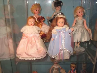 25 Vintage Madame Alexander Dolls! Mint To Near Mint Condition.... • $100