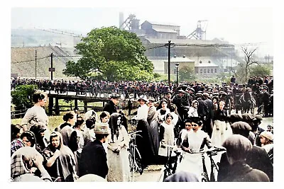 Ptc1800 - Yorks. - Women Wait For News Cadeby Colliery Pit Disaster - Print 6x4 • £2.20