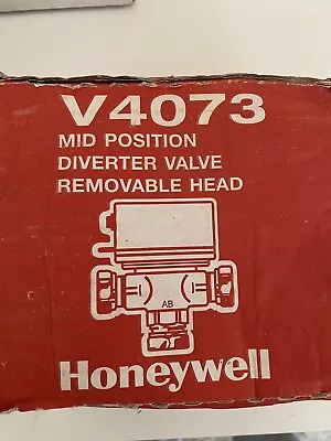 Honeywell 22mm 3 Port Motorised Mid Position Diverter Valve V4073A1039 • £80