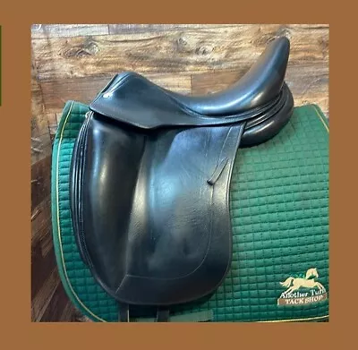 17  L'apogee Monoflap Dressage Saddle • $899