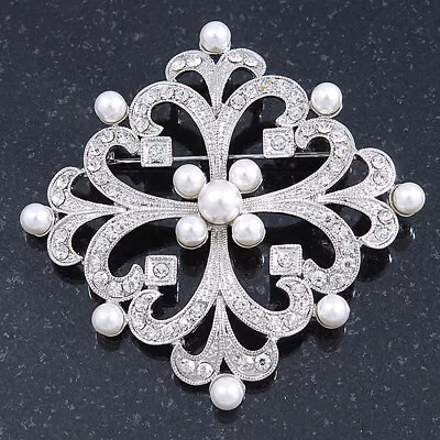 'Old Hollywood' White Simulated Pearl Clear Crystal Square Brooch In Rhodium • £16.90