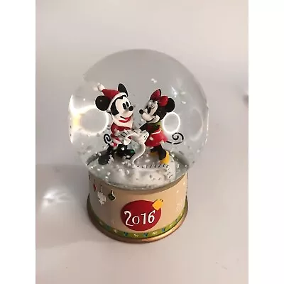 Disney Store Mickey And Minnie Christmas Snow Globe - 2016 • $12.99