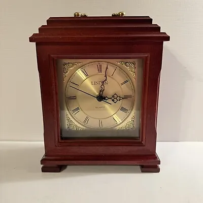 VTG. Linden Quartz Mantle Clock Red Oak Wood Grain (Battery) AS IS NEEDS REPAIR • $10