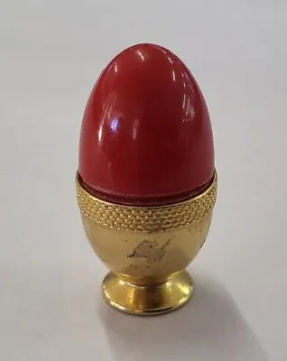 HTF Hard To Find Goldtone Thimble W Emergency Thread  In Egg Shape Case Travel • $16.50