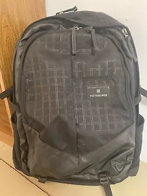Victorinox Swiss Army Big Laptop Backpack Black 20” • $95