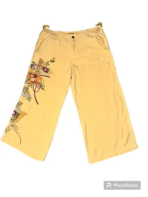 Da Nang Yellow Embroidered Wide Leg Capri Pants Size Medium • $60