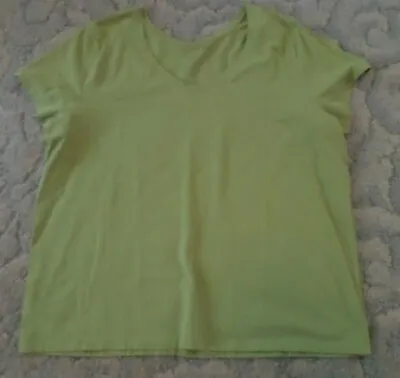 Mossimo Women's Size 24/26w Green V-neck T-shirt • $12.99