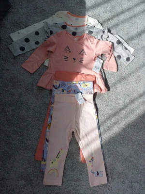 £12 • Buy Baby Girl Clothes Bundle 12-18 Months