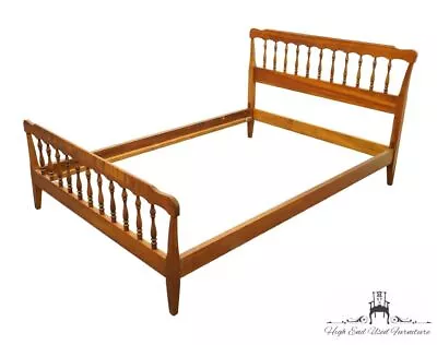 KINDEL FURNITURE Fruitwood Colonial Early American Full Size Bed 328-E • $524.99