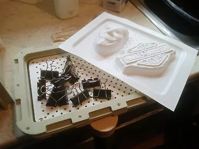 $73.98 • Buy  Vacuum Forming Kit A4 Working Area  26 Cm X 18.5 Cm  About 10 1/4 X 7 1/4 Inch