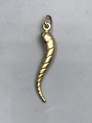 £70 • Buy 9ct Gold Horn Of Plenty Pendant
