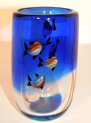 Vtg. Hand Blown Art Glass Cobalt Blue Vase Undersea Fish Design Pattern 6  • $29.25
