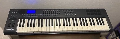 M-Audio Axiom 61 Piano Keyboard MIDI & USB Controller With 61 Semi-Weighted Keys • $175