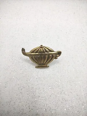 Vintage Oil Lamp Pin Genie Lamp Of Knowledge Gold Tone • £9.60