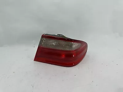 2000-2002 Mercedes W210 E320 E430 Rear Right Passenger Tail Light A2108203664 • $31.49