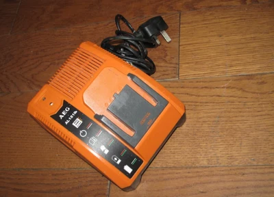 £22.99 • Buy AEG AL1218 LI-ION 18V Battery CHARGER For LI-ION NIMH And NICAD Batteries.