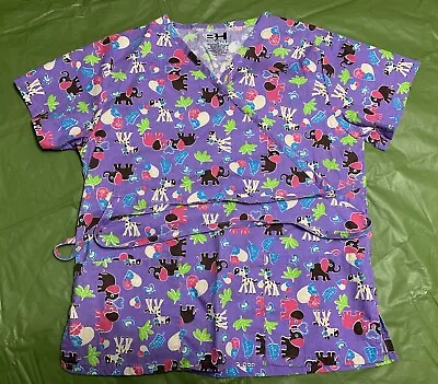 Elephant/Zebra/Hearts Scrub Top Medium Animals Womens • $16