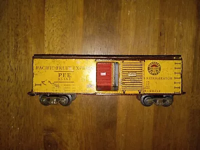One Prewar Marx O Gauge #3552 Pacific Fruit Express Boxcar • $14
