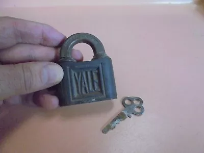 Vintage Yale Cast Iron Padlock Clover Design With Key • $24.95