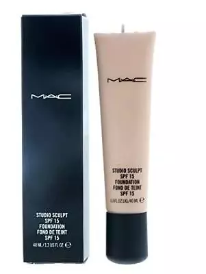 MAC Studio Sculpt SPF 15 Foundation NW20 • $37.69