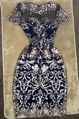 £8 • Buy Clothes