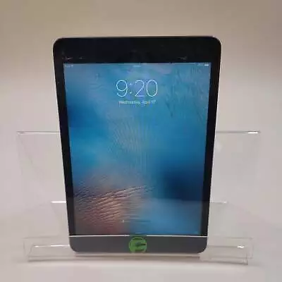 Broken WiFi Only Apple Ipad 1st Gen 16GB 9.3.5 PF433LL/A • $19.99