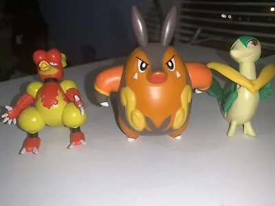 3 Pokemon Toys Action Figure Lot Collection Collectable Servine Pignite Magmar • $15