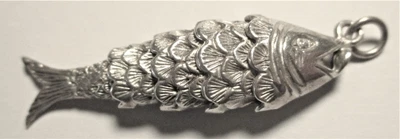 £12.99 • Buy Silver Vintage Charm Bracelet Charm   Jointed Moving Articulated Fish Superb !!