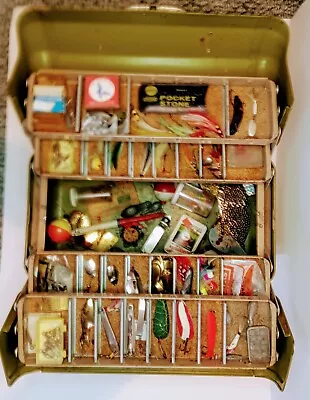 Vintage Simonsen Tackle Box Full Of Lures Fliesw Knives Vintage Tackle  • $78