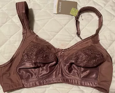 NWT Amoena Isadora SB Mastectomy Bra Size 34b • $15