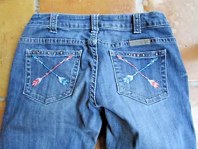 Cowgirl Tuff Women's Size 28x33 Gorgeous Pathmaker Jeans Embroidered!Gorgeous! • $24.99