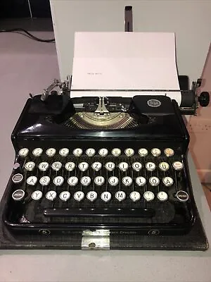 £250 • Buy Seidel And Naumann No 5 ‘Erika’ Typewriter 1940s