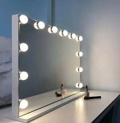 Wayking Hollywood Mirror Makeup Mirror 12 Lights. RRP £113 • £31