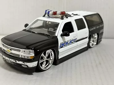 Jada Dub Heat 2000 Chevy Suburban Police Car 1:24 Diecast Model  New No Box • $46.95