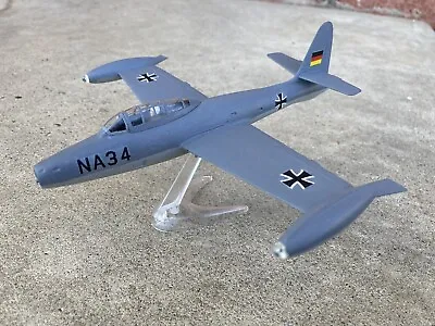 BUILT 1/72 Plastic Model - F84-F Thunderjet Post War Fighter Plane - German • $10