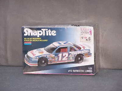 1992 Monogram Snap Tite Model Kit 1089 1:32 Scale #12 Raybestos Lumina Sealed • $24.99