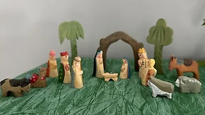 Vintage Miniature Wood Nativity Set Unbranded Made In Taiwan • $17.99