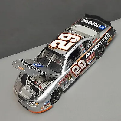 Nascar 2002 Kevin Harvick 29 Goodwrench Service 1:24 Highly Detailed Diecast Car • £34.99