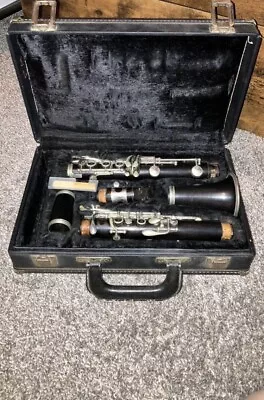 Vintage Henri Selmer Paris Clarinet  Commodore With Hard Case & Reeds Complete • $69.95